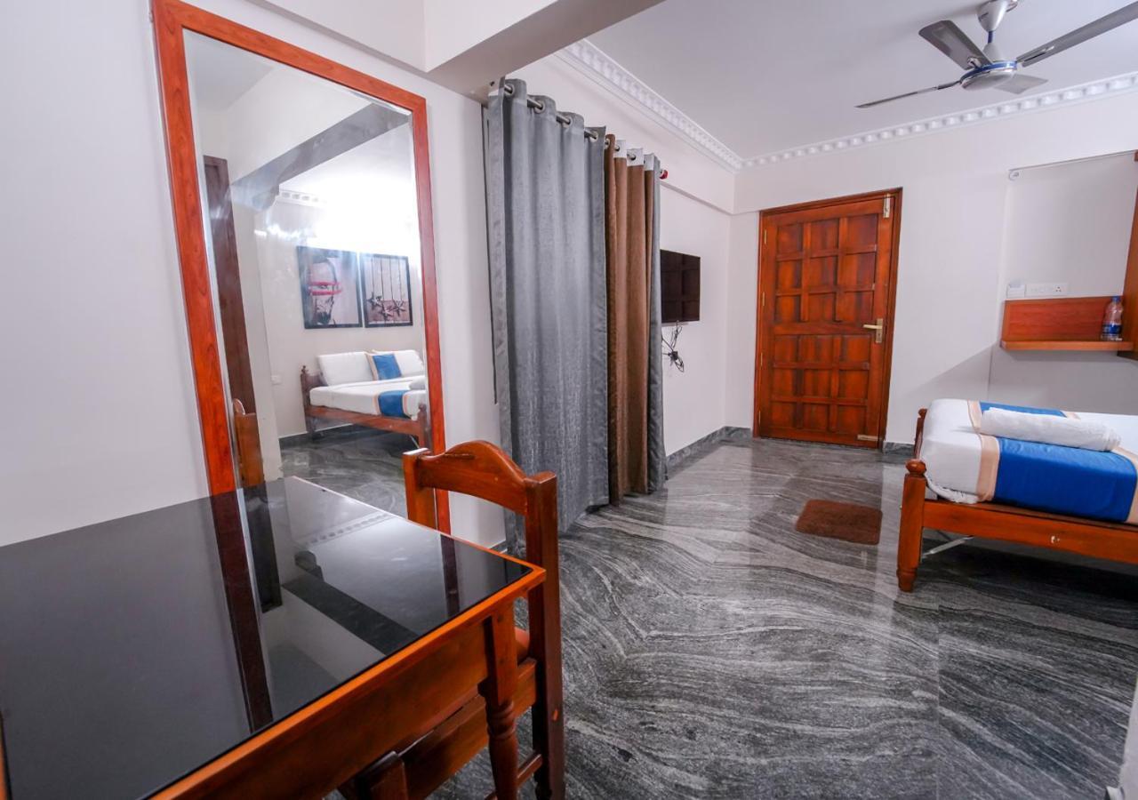 Luxe Vue - Premium Hotel Thiruvananthapuram ภายนอก รูปภาพ